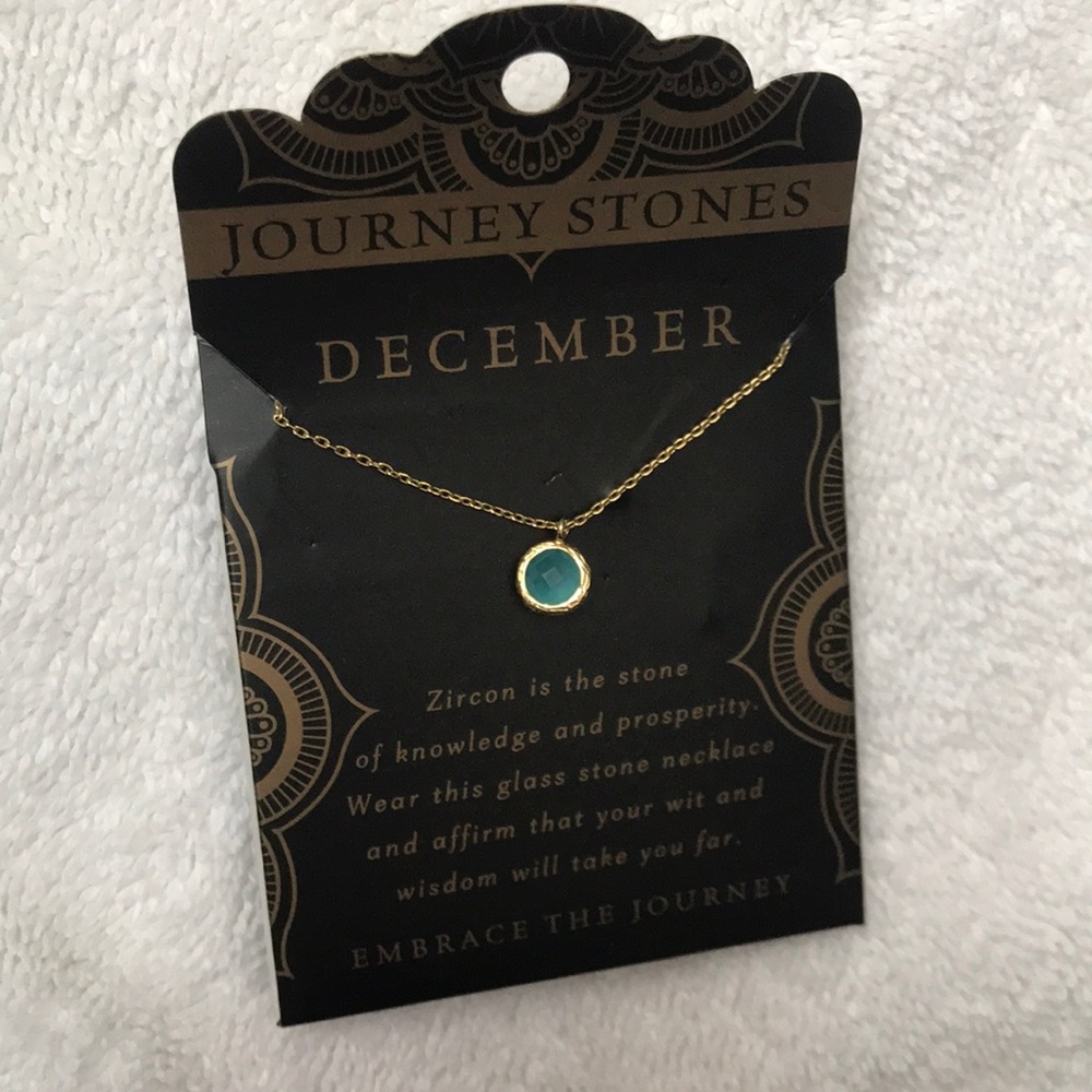 Sweet and delicate turquoise glass bead necklace